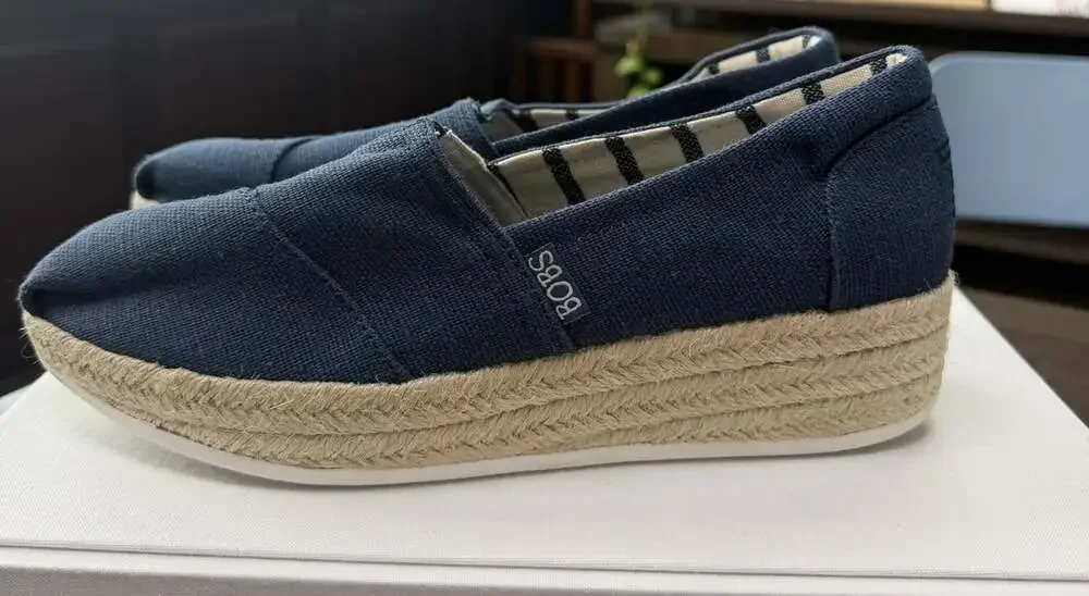 BOBS Skechers Women’s Size 7 Navy Canvas Espadrille Platform Slip On Shoes